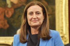 Dña. Cristina Henríquez de Luna