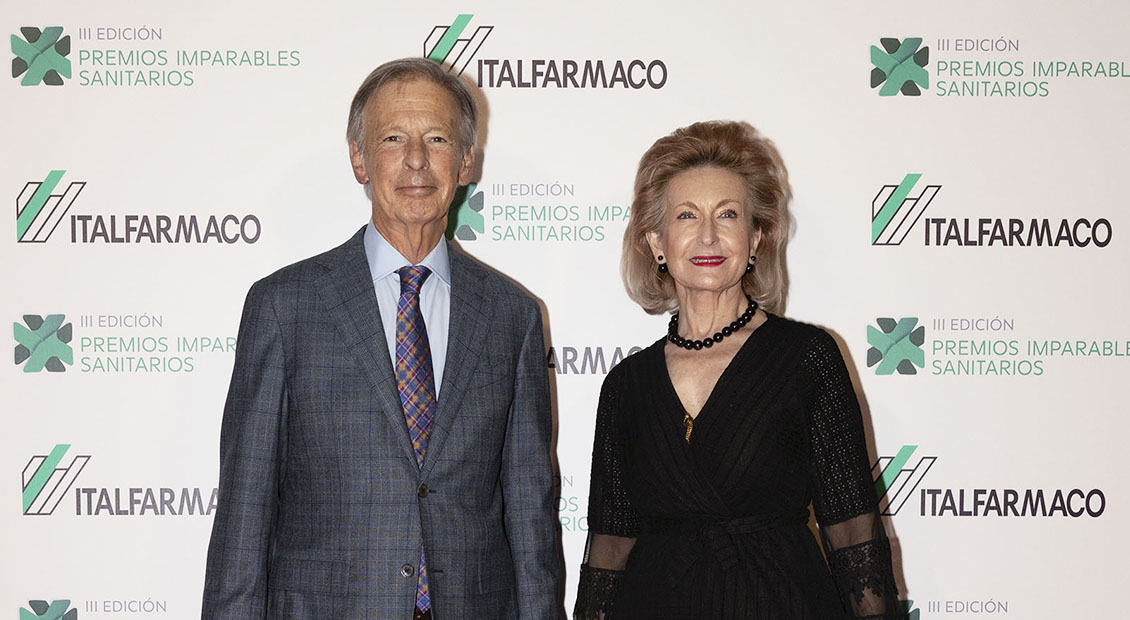 El Prof. José Obeso y la Prof.ª María Trinidad Herrero, académicos de número, reciben el Premio Imparables Sanitarios de Italfarmaco