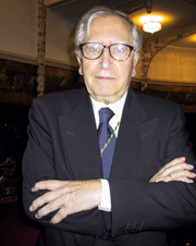 Fernando Reinoso Suárez